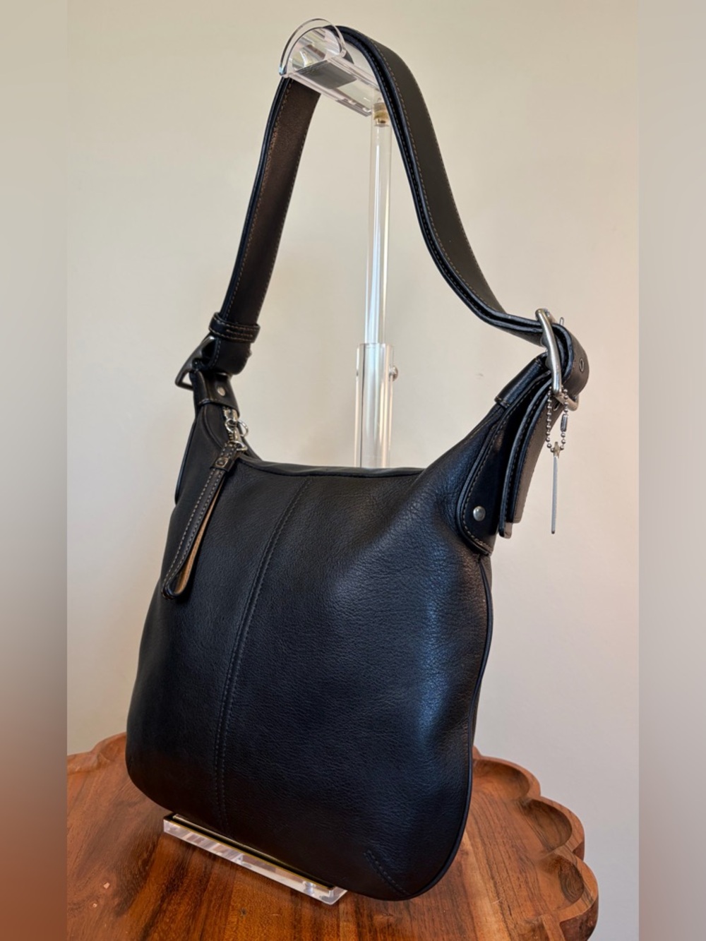 Vintage COACH Metro Hippie Bag Black Leather Slim Hobo Crossbody 6676 EUC - Picture 4 of 17